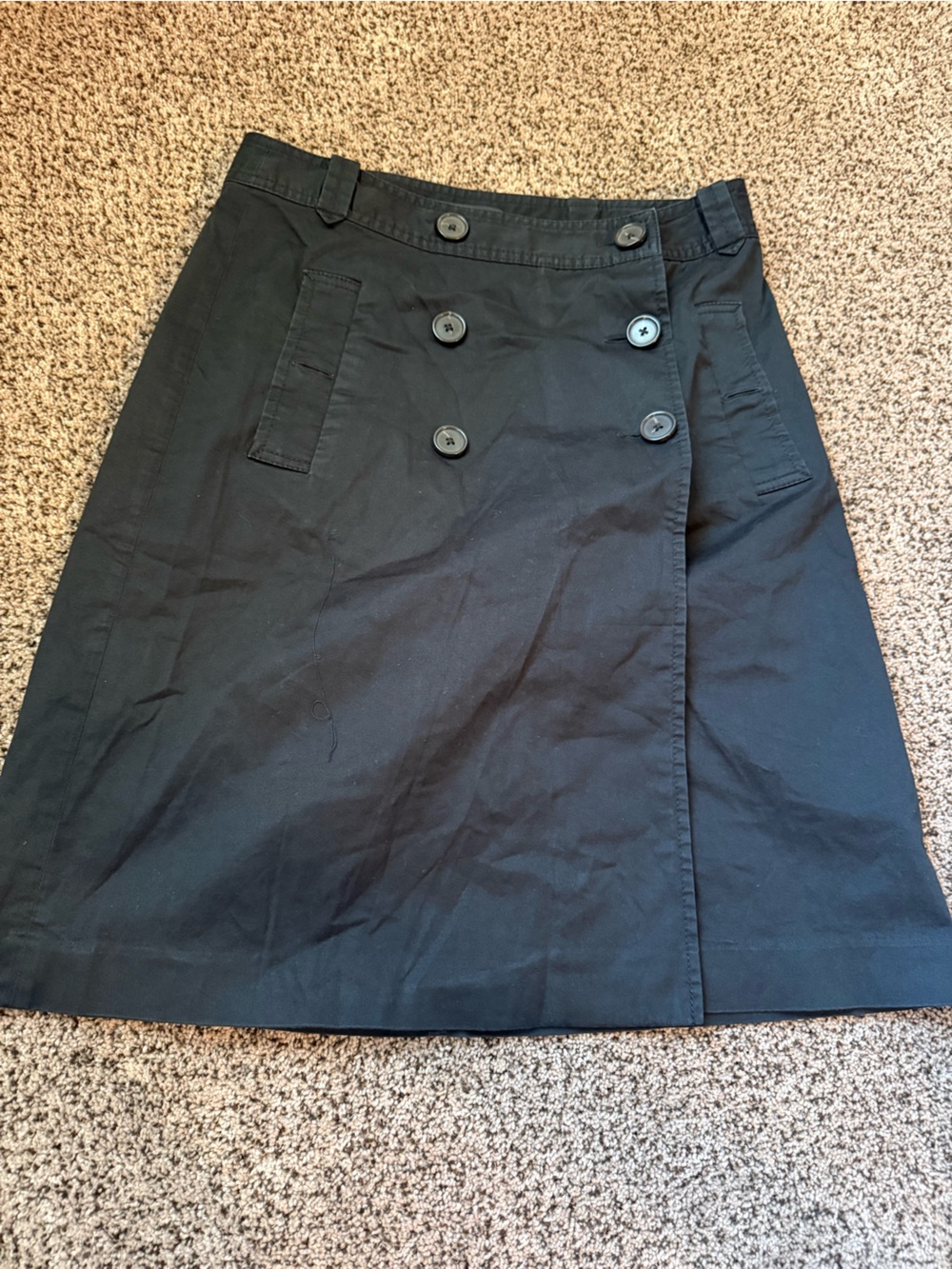 Banana republic size 4 women’s black skirt
